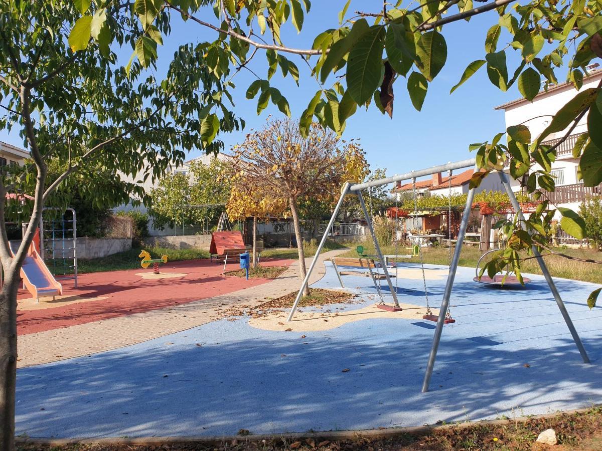 Room Bm Pula Exterior photo