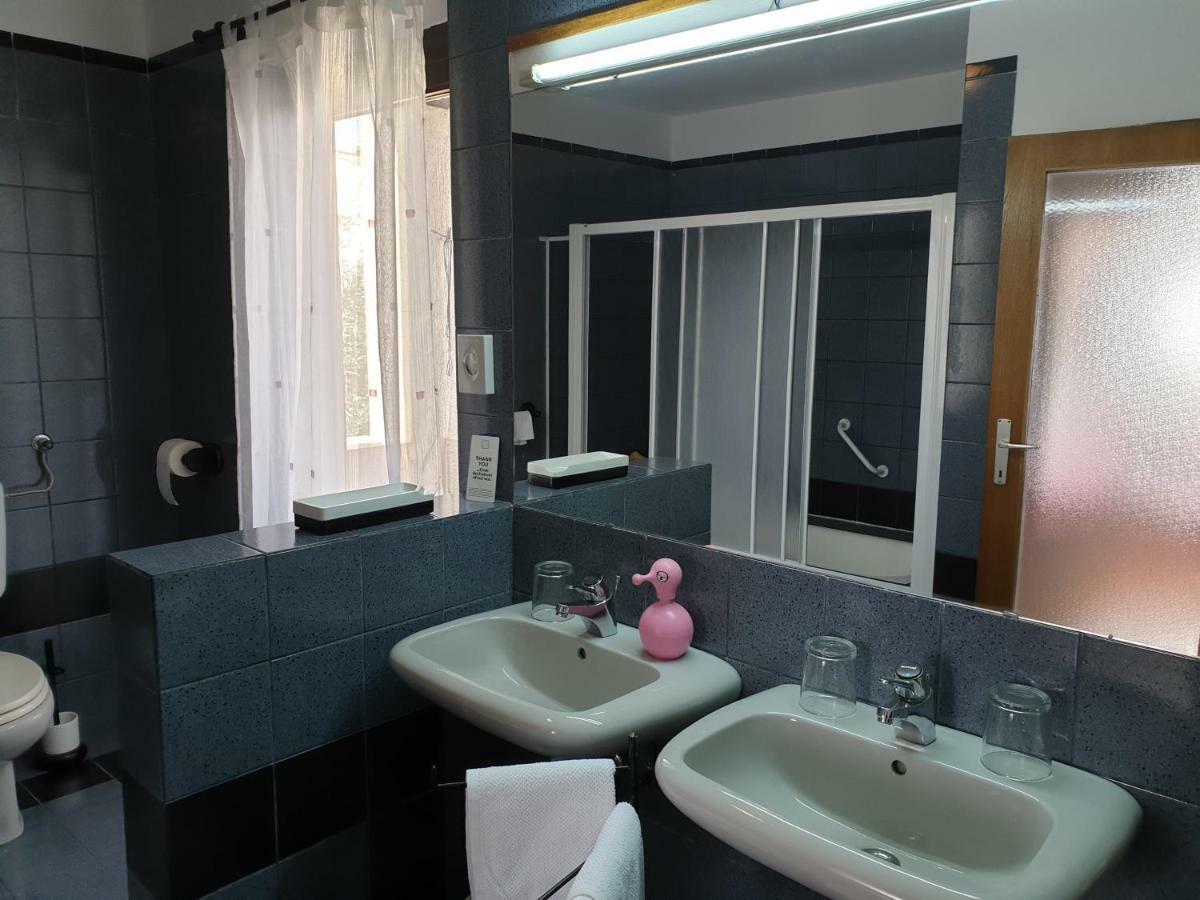 Room Bm Pula Exterior photo